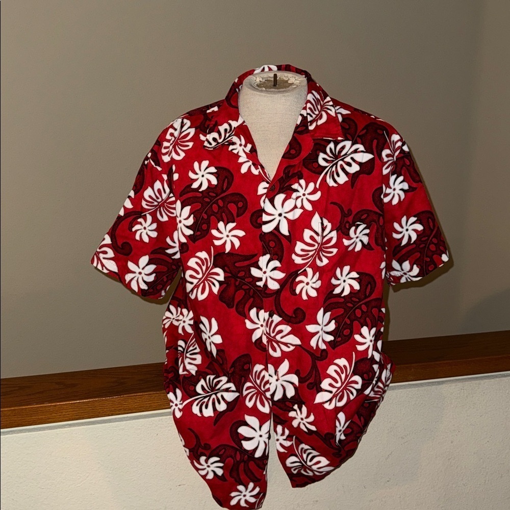 RJC Red Floral Men's Casual Hawaiian  Button Down Shirt new never worn vintage
